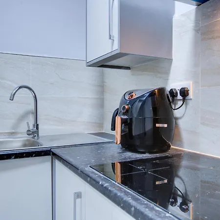 Apartment Trendy London