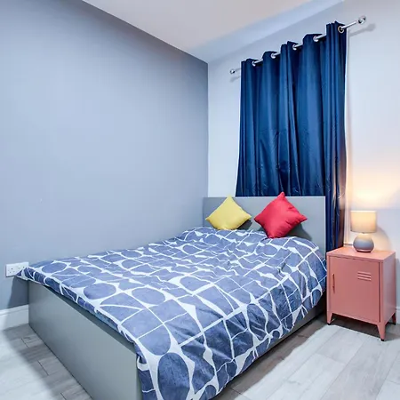 Trendy London Apartment Barking (Greater London)