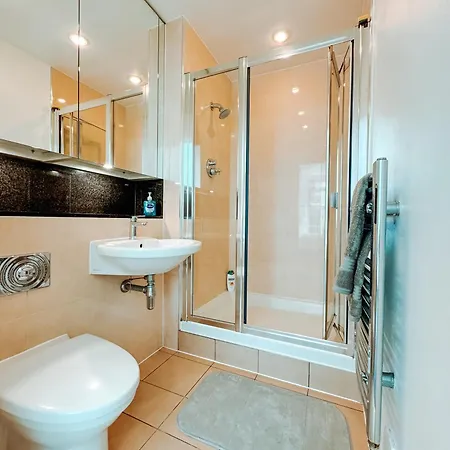 Two Bedroom Luxury Waterfront In *
