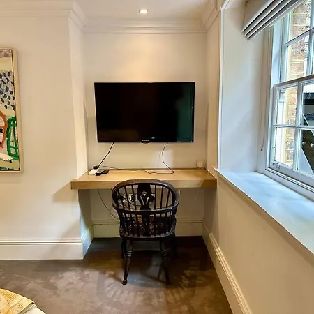 Cute Basement Flat Richmond * Richmond (Greater London)