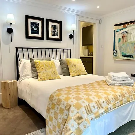 Cute Basement Flat Richmond *