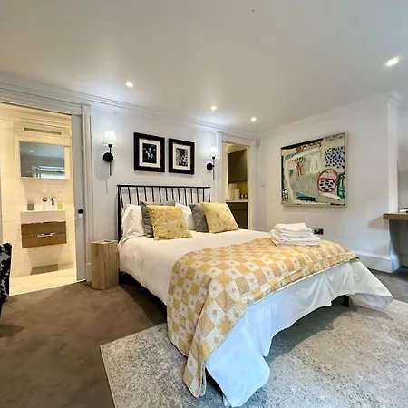 Cute Basement Flat Richmond