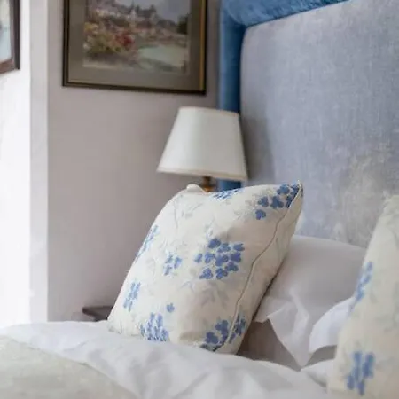 Apartment Elegant 2-bedroom Flat In South Kensington,