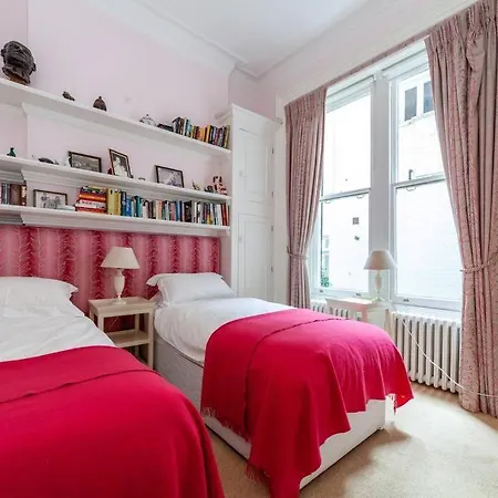 Apartment Elegant 2-bedroom Flat In South Kensington,