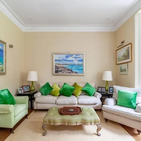 Apartment Elegant 2-bedroom Flat In South Kensington, London