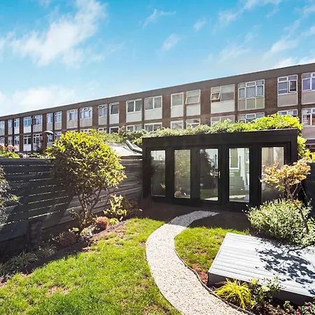 Stylish Maisonette Pass The Keys *
