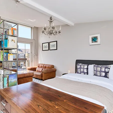 The Chelsea Retreat - Outstanding 5bdr House With Garden *