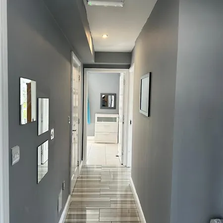 Homestay Luxury Private In London