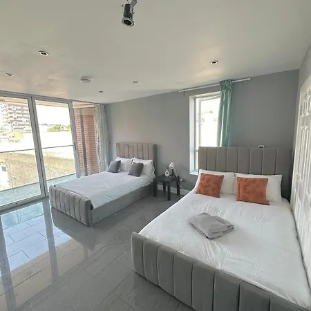 Luxury Private In London