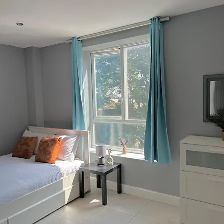 Luxury Private In London