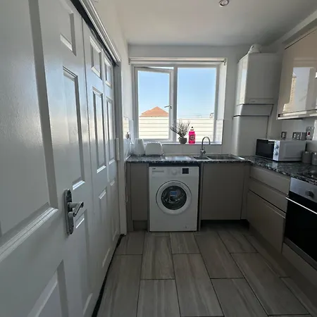 Homestay Luxury Private In London