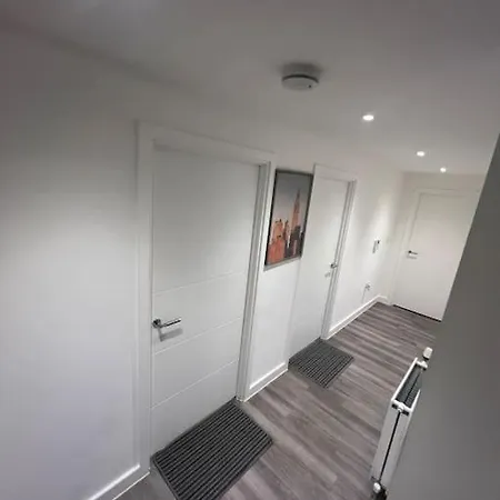 2 Bed Luxury Apartment