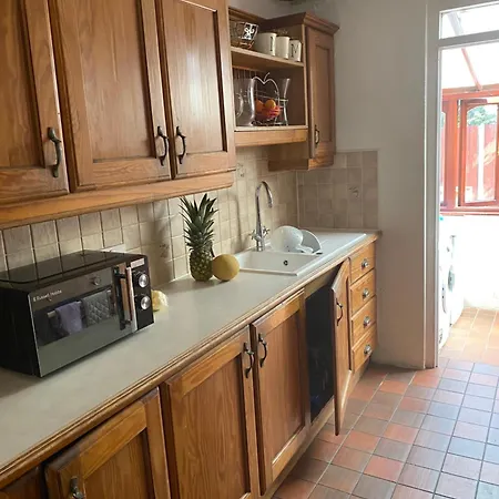 Homestay 35 Holborn Road E13 8ph *