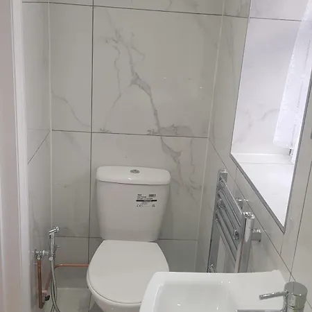 Cosy One Bedroom Flat In *