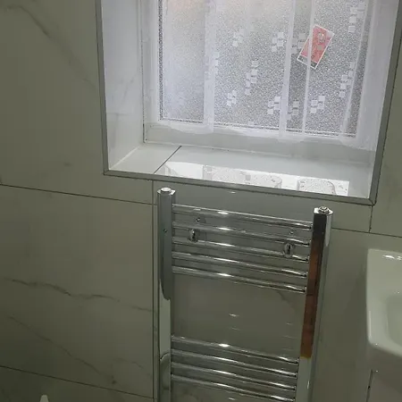 Apartment Cosy One Bedroom Flat In *