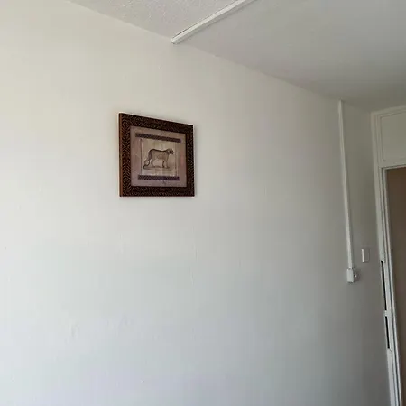 Cosy 2 Bedroom Flat With Balcony * Abbey Wood