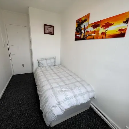 Cosy 2 Bedroom Flat With Balcony Abbey Wood