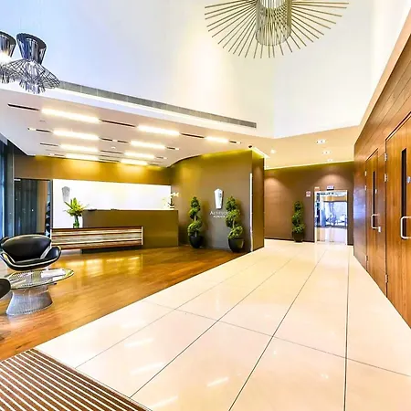 Apartment Tower Bridge - Balcony - Ac - Heated Floor - Fast Wifi - Luxurylondonstays