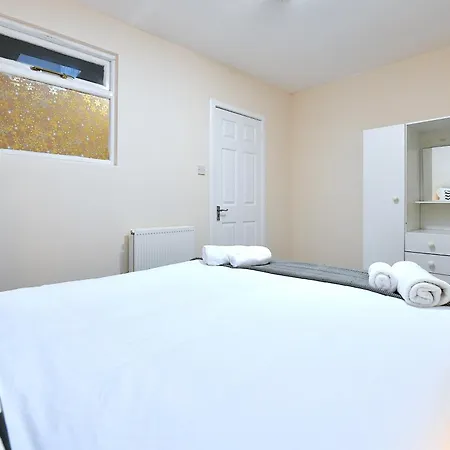 In Tottenham Apartament *