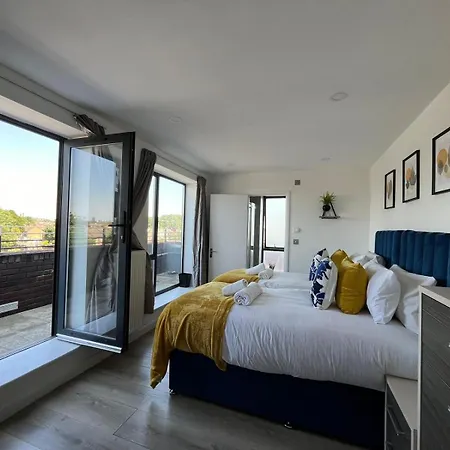 Apartment O2 Skyview Penthouse *