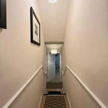 Oasis Stunning 1 Bed In Battersea *