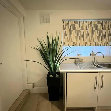 Oasis Stunning 1 Bed In Battersea * London