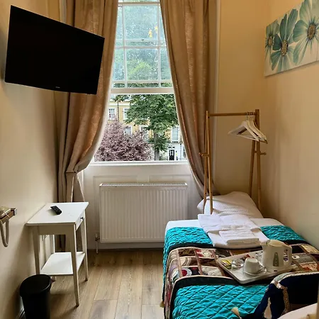 Hotel Abc Hyde Park 3*