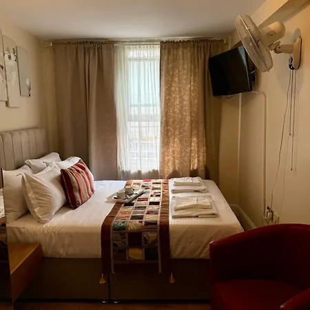 Abc Hyde Park 3* London