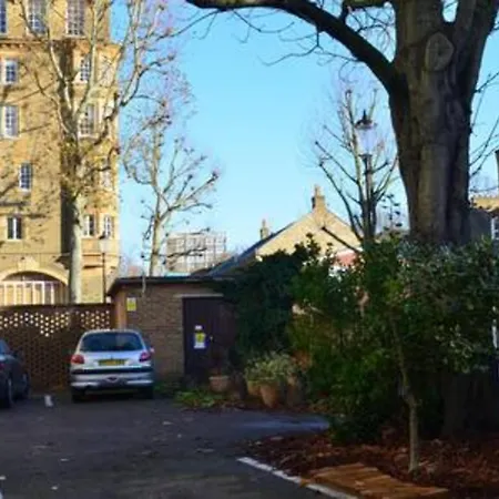 Holland Park 2 Bed Flat By Basetogo * Londres