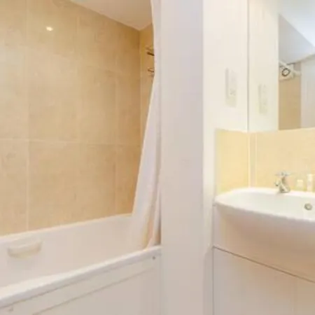 Apartamento Holland Park 2 Bed Flat By Basetogo Londres