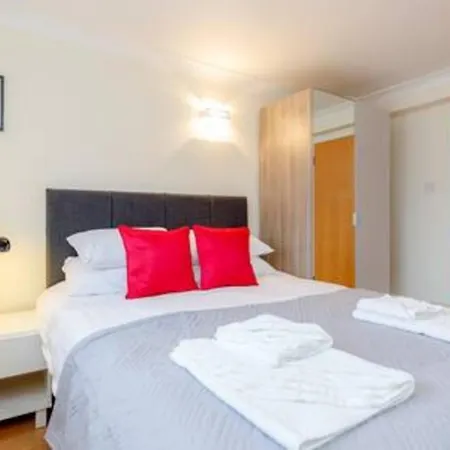 Apartamento Holland Park 2 Bed Flat By Basetogo Londres
