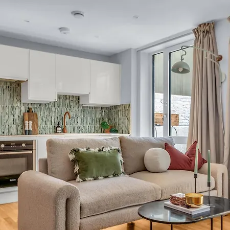 Mysquare Two Bedroom In Limehouse Apartament Londyn