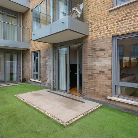 Mysquare Two Bedroom In Limehouse Apartament Londyn