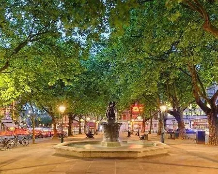 1-bed Apartment, Close To Kensington Olympia With Free Wi-fi & Netflix Apartment *