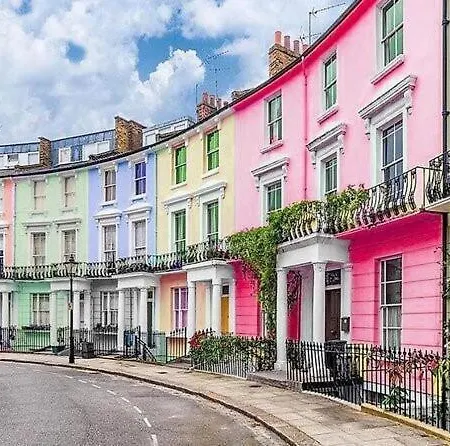1-bed Apartment, Close To Kensington Olympia With Free Wi-fi & Netflix