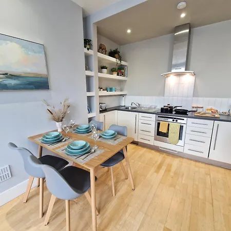 1-bed Apartment, Close To Kensington Olympia With Free Wi-fi & Netflix Apartment