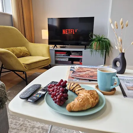 1-bed Apartment, Close To Kensington Olympia With Free Wi-fi & Netflix Apartment London