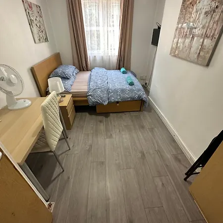 Apartment 2 *