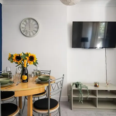 Gorgeous 2bed In Fulham, Apartment