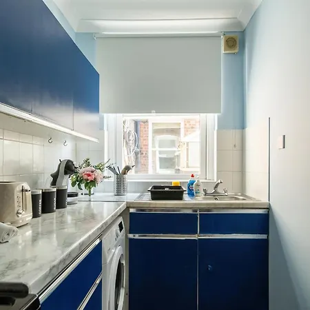 Apartment Gorgeous 2bed In Fulham, *