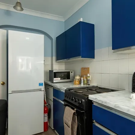 Apartment Gorgeous 2bed In Fulham, London