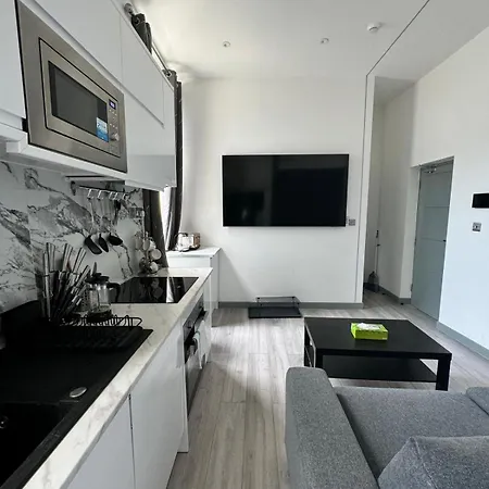 Praed Street Paddington Apartment London