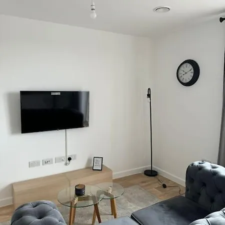 Beautiful Modern 1 Bed Flat * Barking (Greater London)