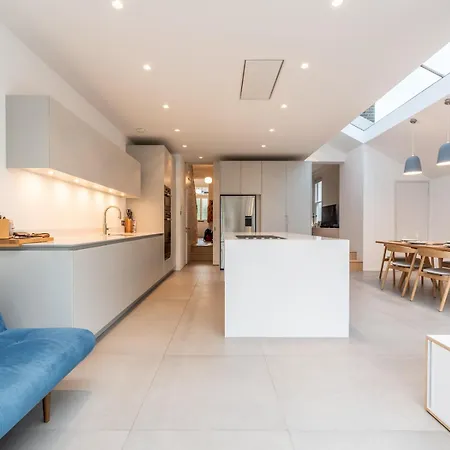 Skandi Chic Hideaway Near River And Transport Pass The Keys * Twickenham