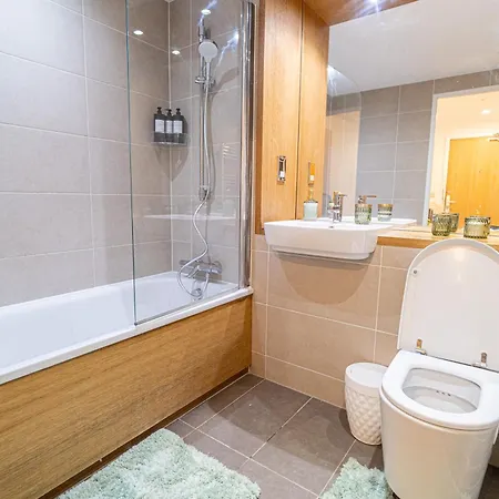 The Canning Comfort Apartment London