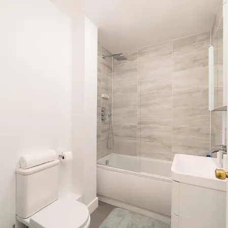 Cozy In The Heart Of Fulham, Apartment *