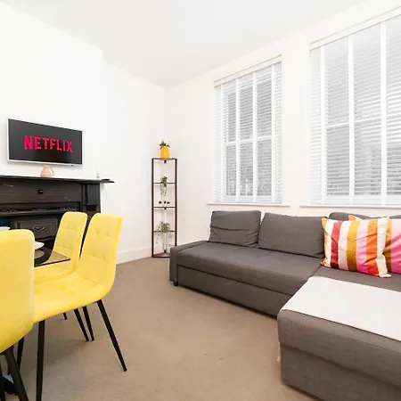 Apartment Cozy In The Heart Of Fulham, London