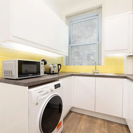 Cozy In The Heart Of Fulham,
