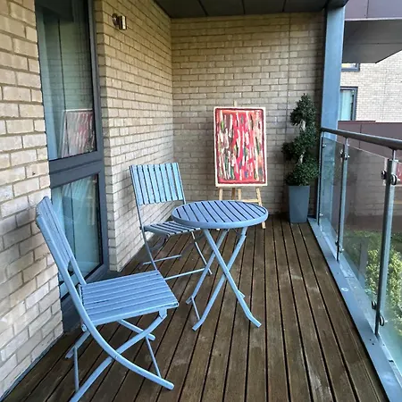 Spacious Hendon