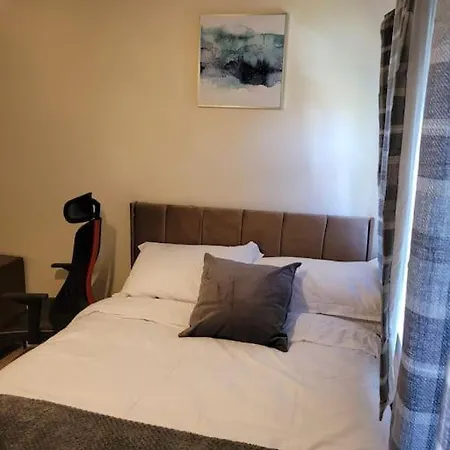 Cozy Retreat London